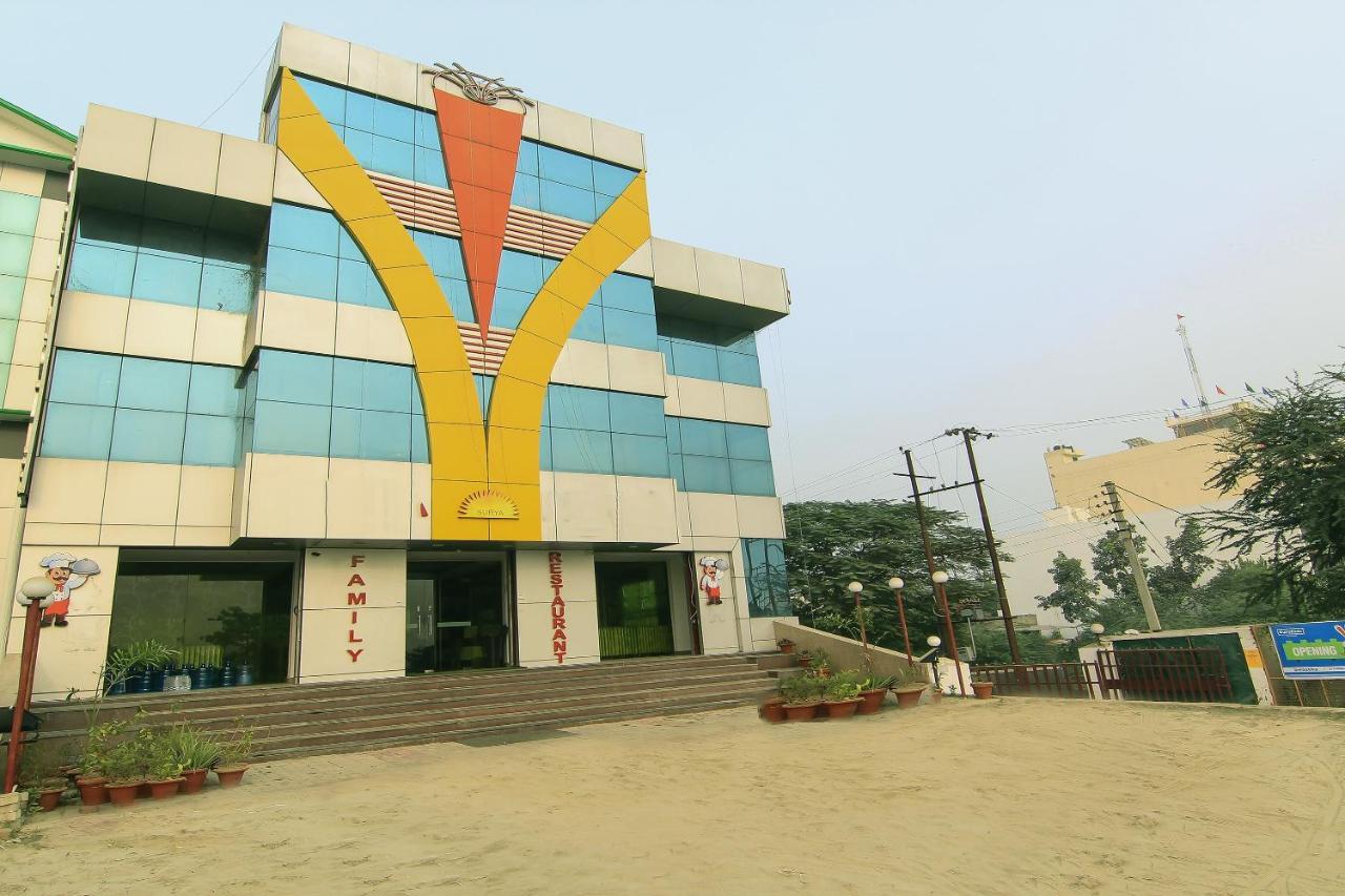 Collection O 4731 Hotel Surya Continental Lucknow Exterior foto