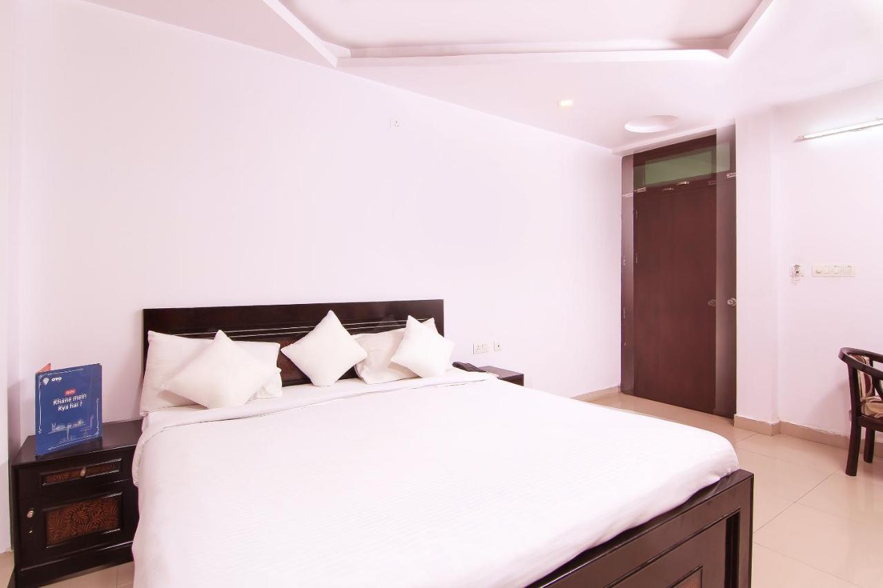 Collection O 4731 Hotel Surya Continental Lucknow Exterior foto